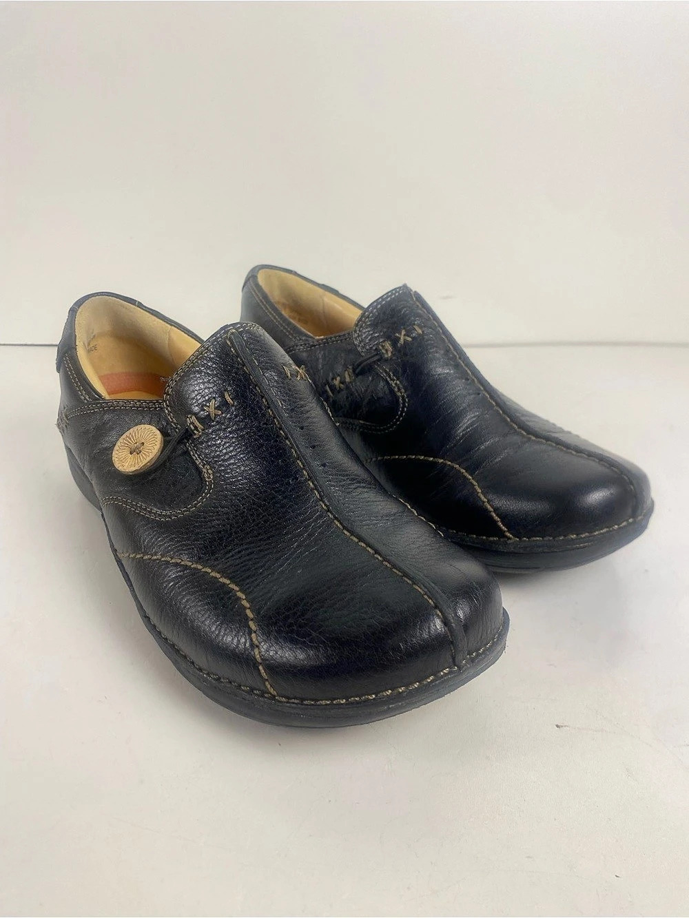 Clarks Structured Clarks Black Leather Loafers Size 7M